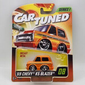 MGA CarTuned 2024 Series1 No 08 69 Chevy K5 Blazer Orange Customs Square Body